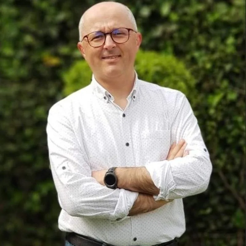 Dr Mikou Mohammed Mounir